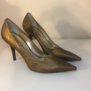 Bronze metallic pointed toe heels